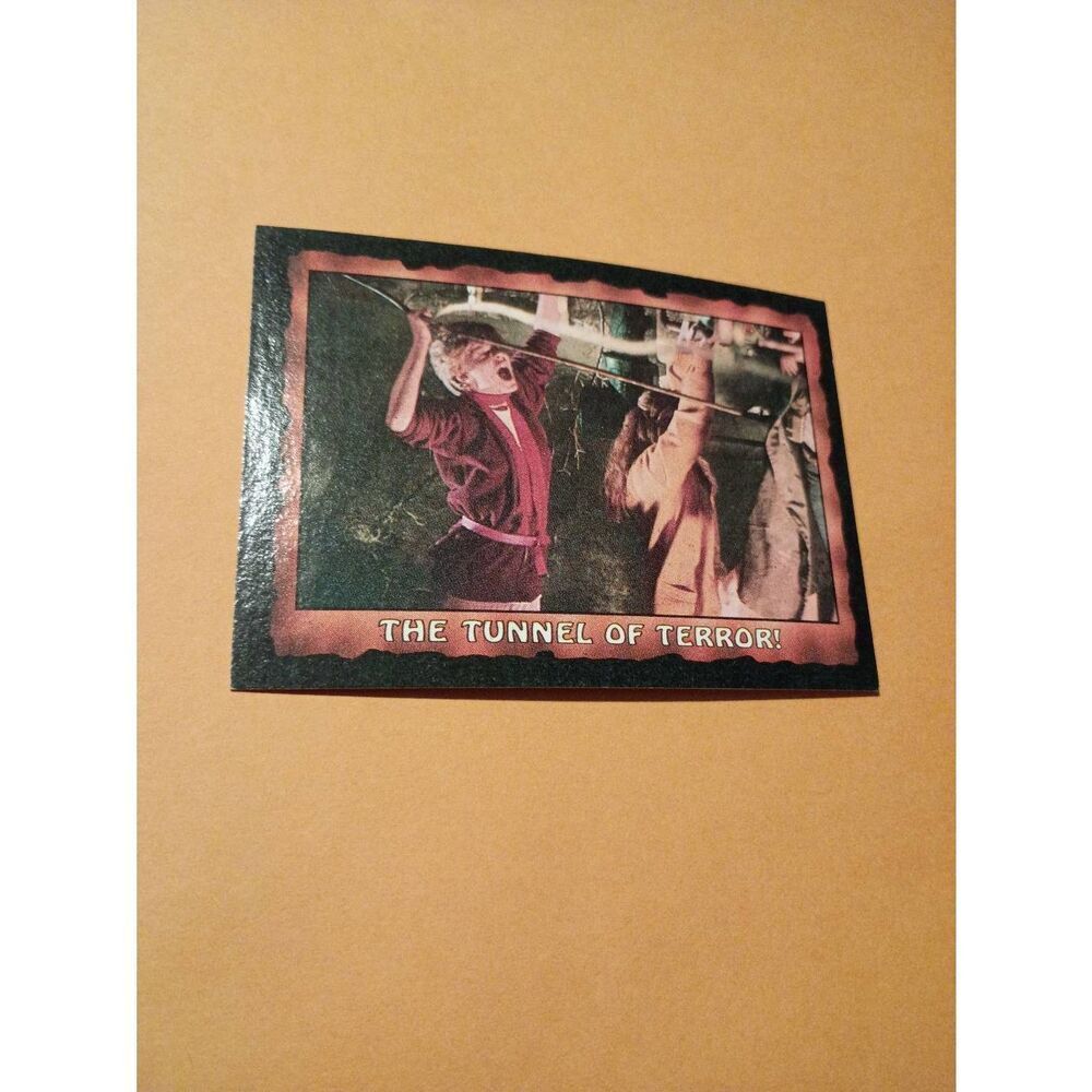 Vintage 1985 Warner Bros Topps Gum Goonies Trading Card #28 The Tunnel of Terror